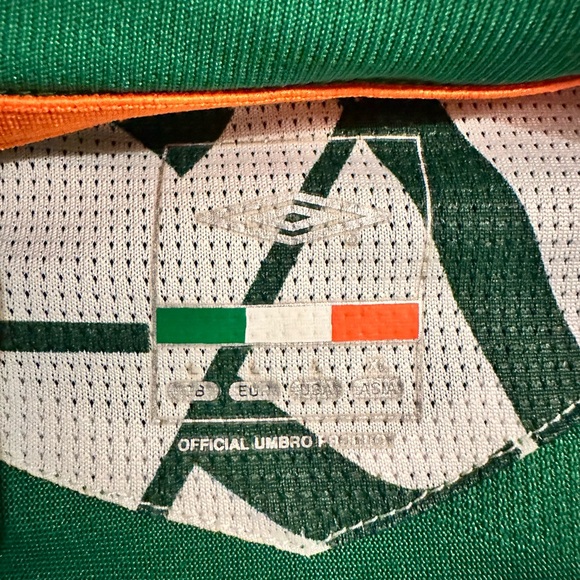 Umbro Ireland Soccer Jersey Green - Large Long Sleeve - Picture 3 of 4